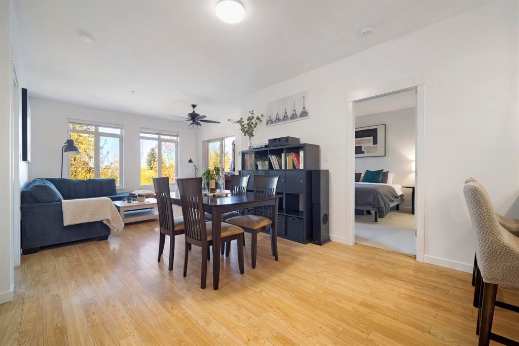 listing image 1100839272344755170
