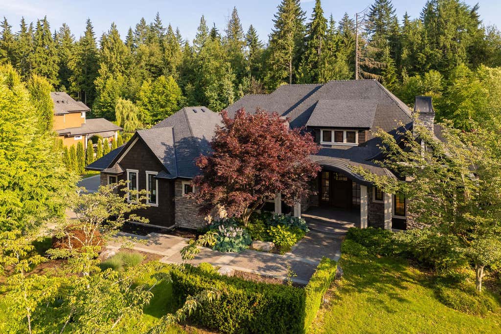 Photo of 26540 124 Avenue, Maple Ridge, BC V2W 0E2 (MLS # R3143440)
