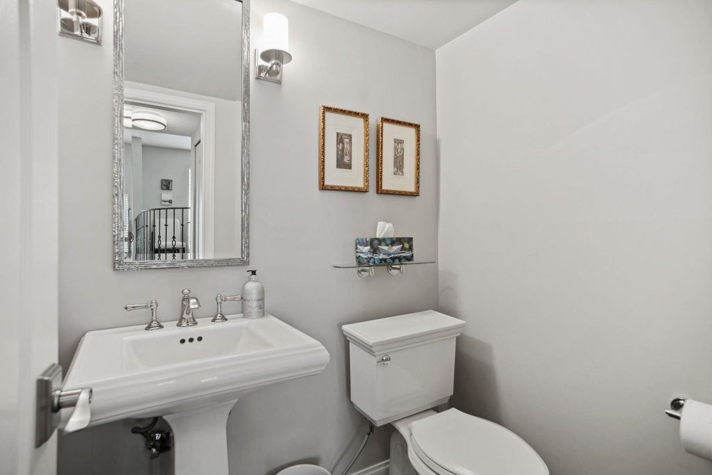listing image 1104006308207220770