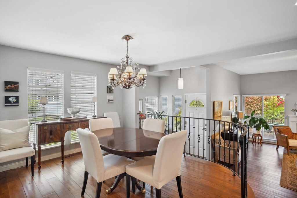 listing image 1102070806905132327