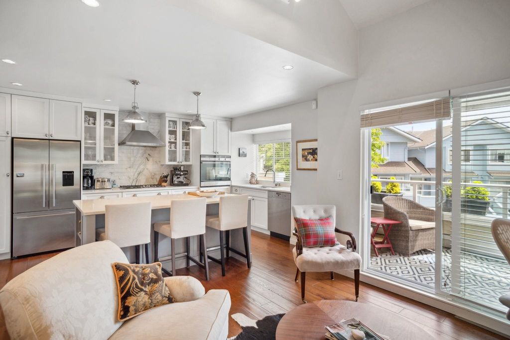 listing image 1109749084080182960