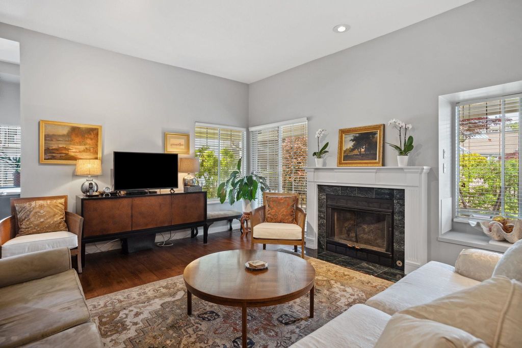 listing image 1105872695337755803