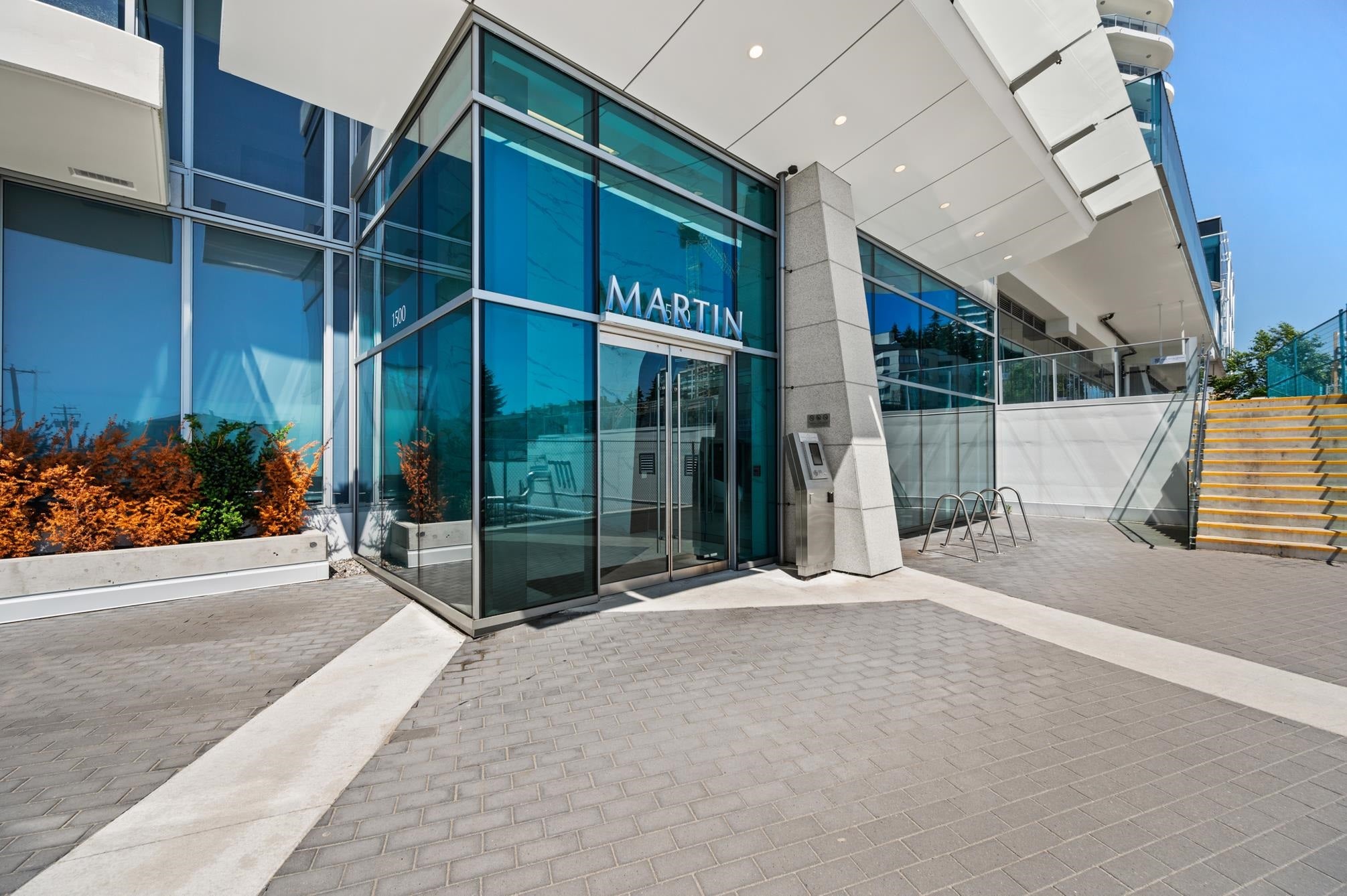 1500 Martin Street 1601