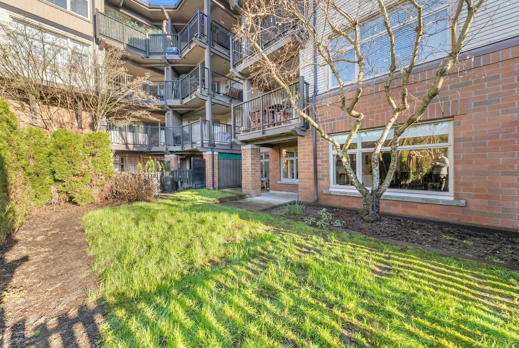 listing image 1105331397544259426