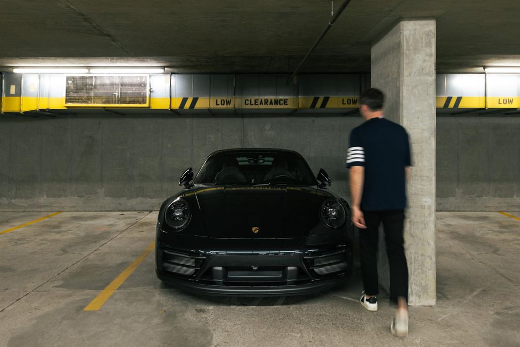 listing image 1107830654752077737