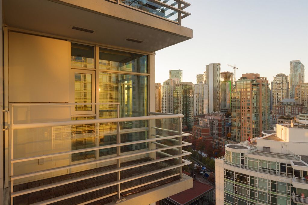 listing image 1102600067257694423