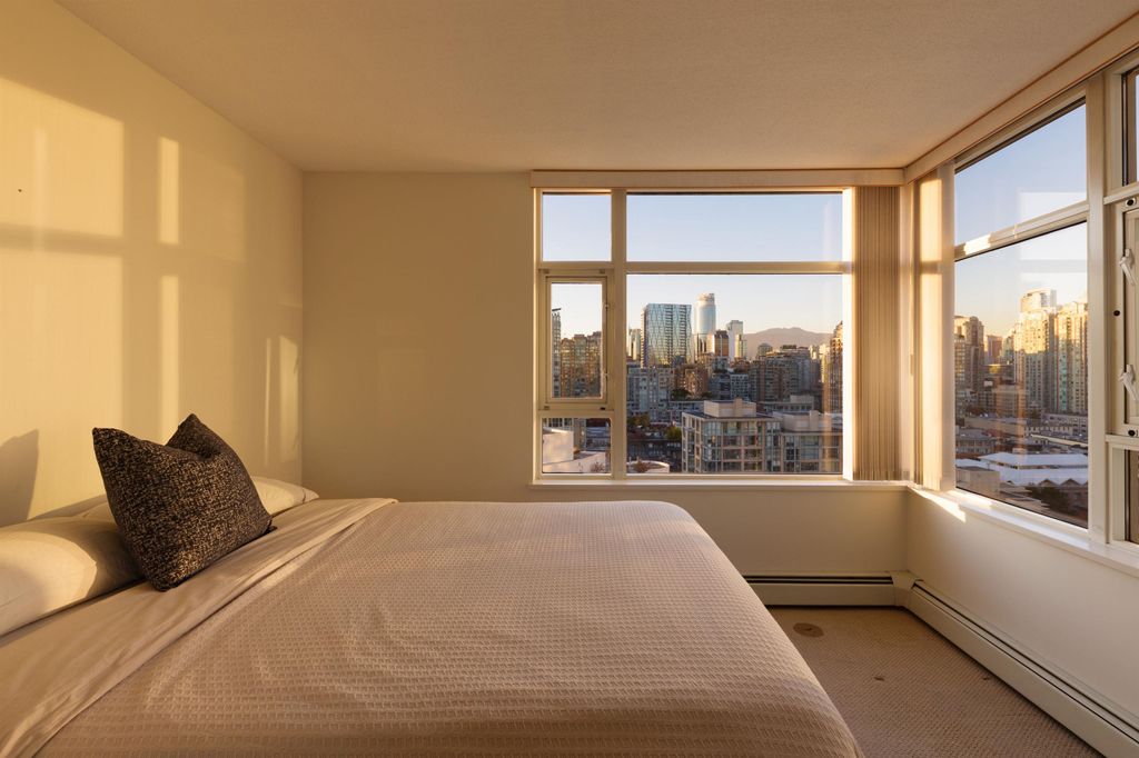 listing image 1106639873141078118