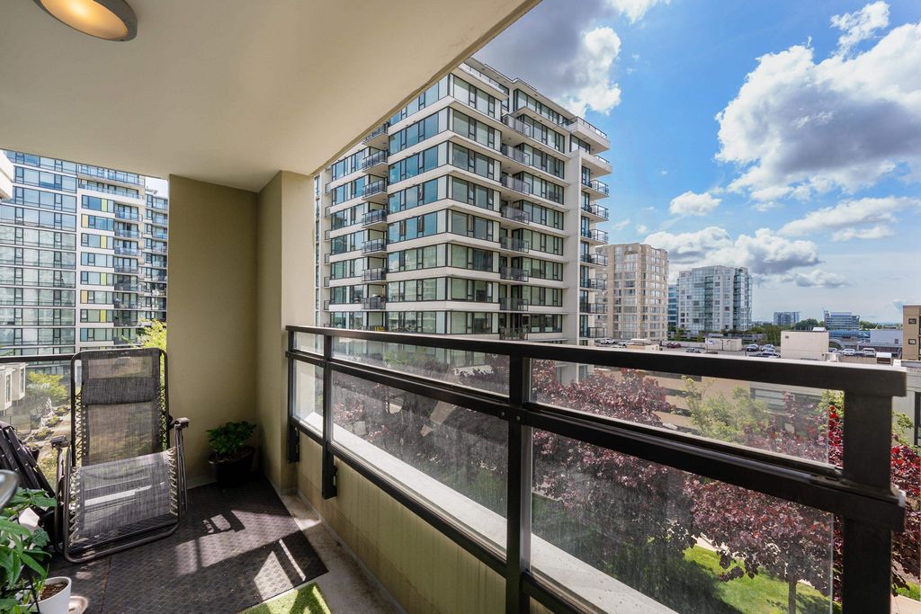 listing image 1104991961864653075