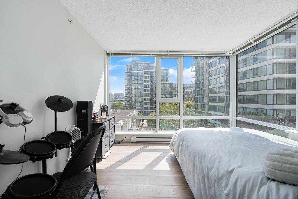 listing image 1102526971903355198
