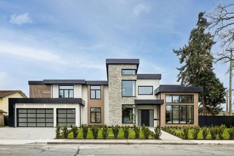 4420 Stonecrop Avenue Richmond BC V7C 1L7