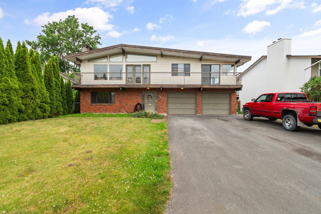 Photo of 45279 Lenora Crescent, Chilliwack, BC V2P 7C6 (MLS # R3134260)