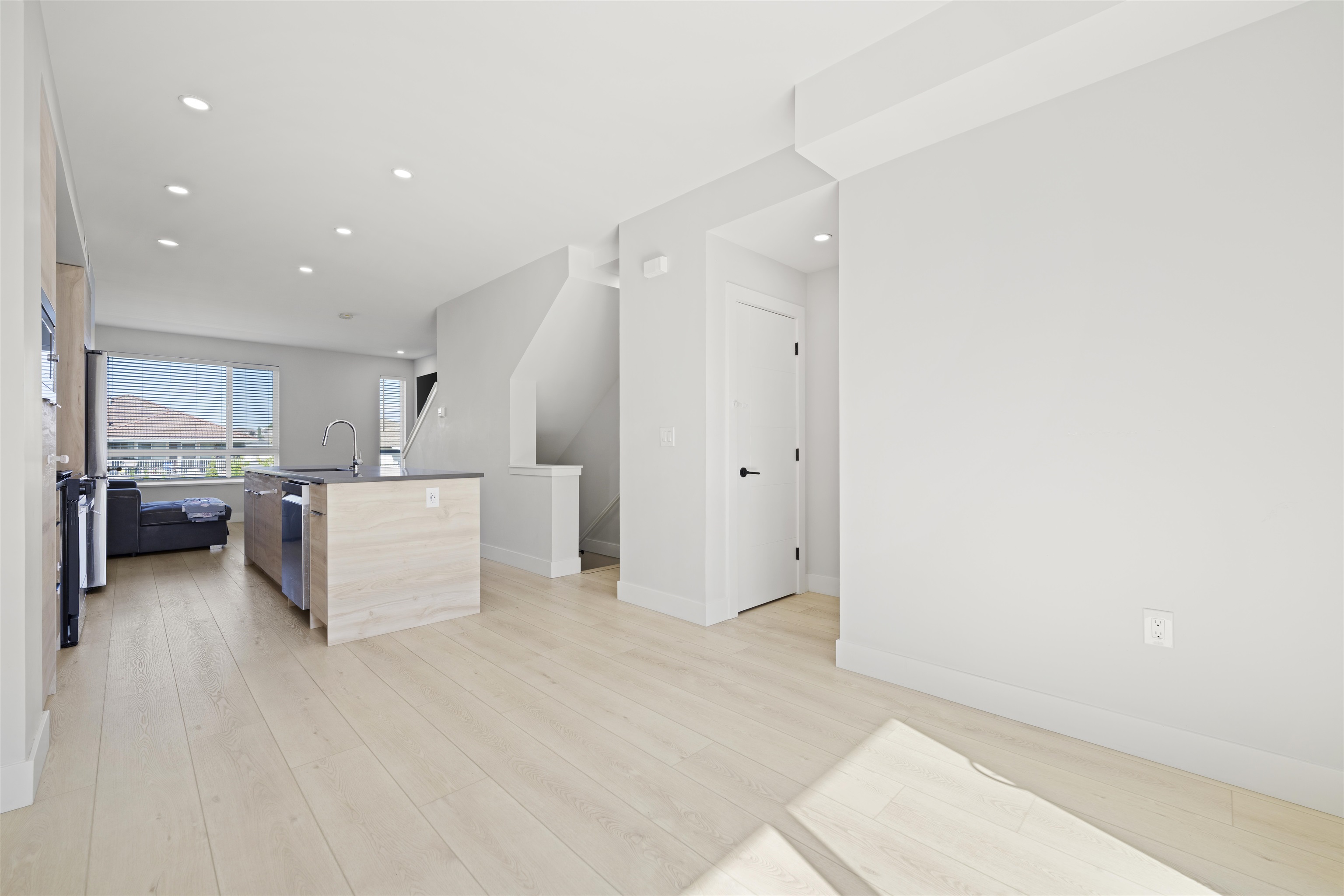 30530 Cardinal Avenue 23