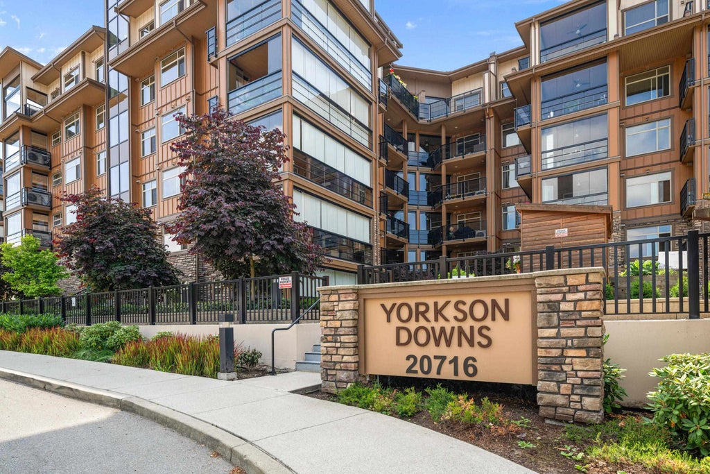 Photo of 20716 Willoughby Town Centre Drive #A102, Langley, BC V2Y 3J7 (MLS # R3095077)