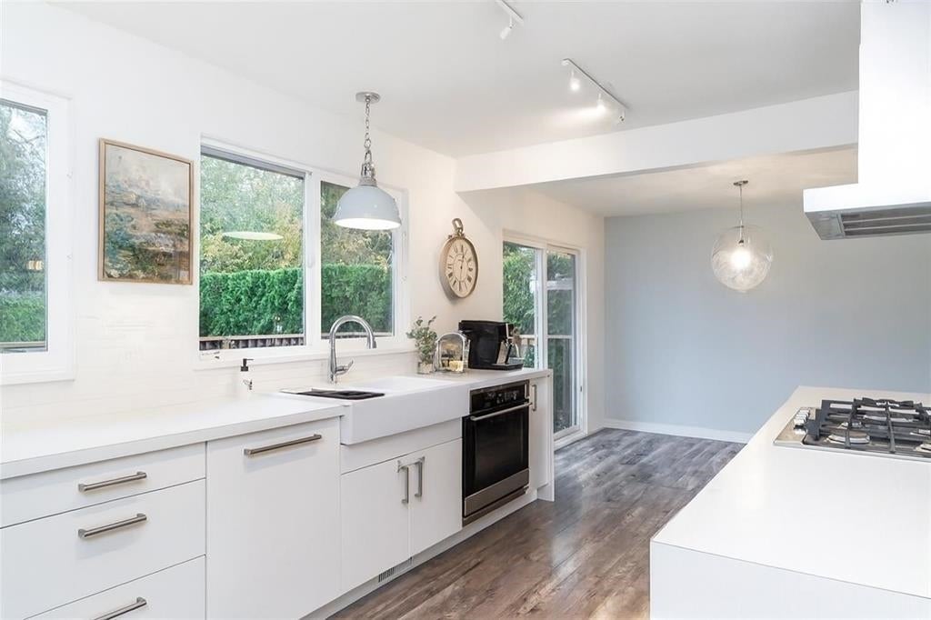 Photo of 46573 Elgin Drive, Chilliwack, BC V2P 6T2 (MLS # R3161621)