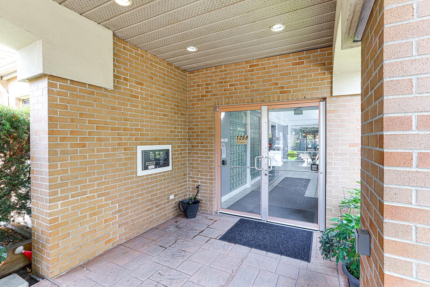 1258 Hunter Road A204