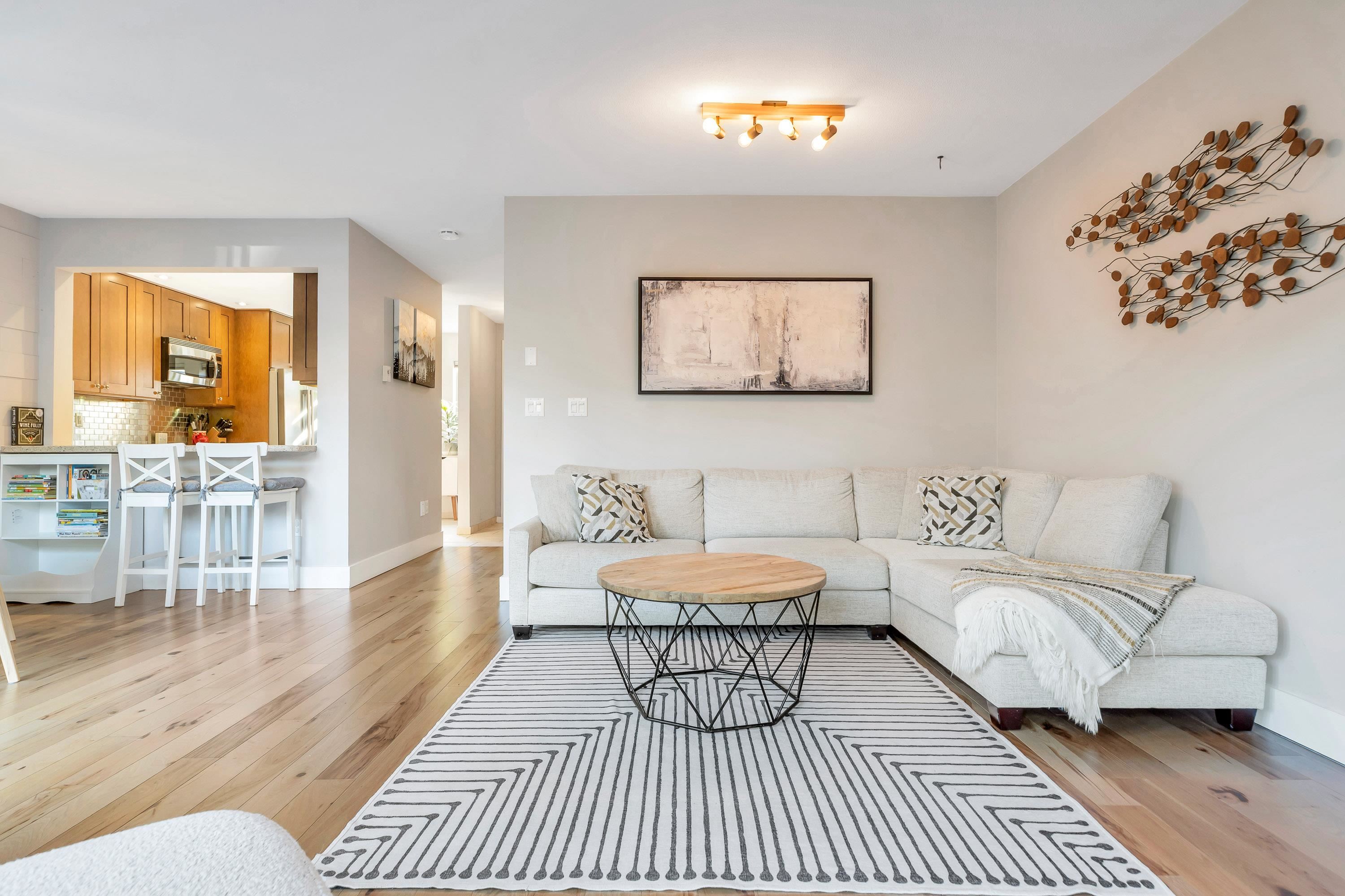 245 W 15th Street 102