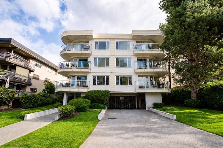 320 W 2nd Street 202