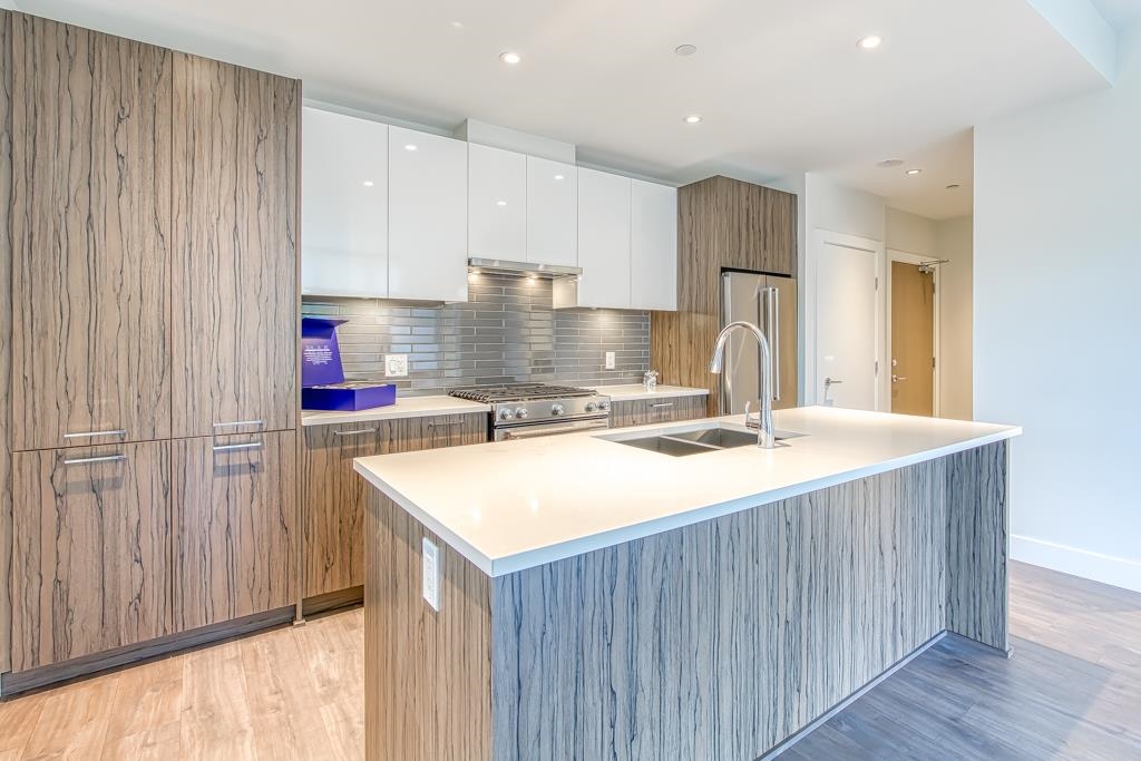 258 Nelson's Court 107