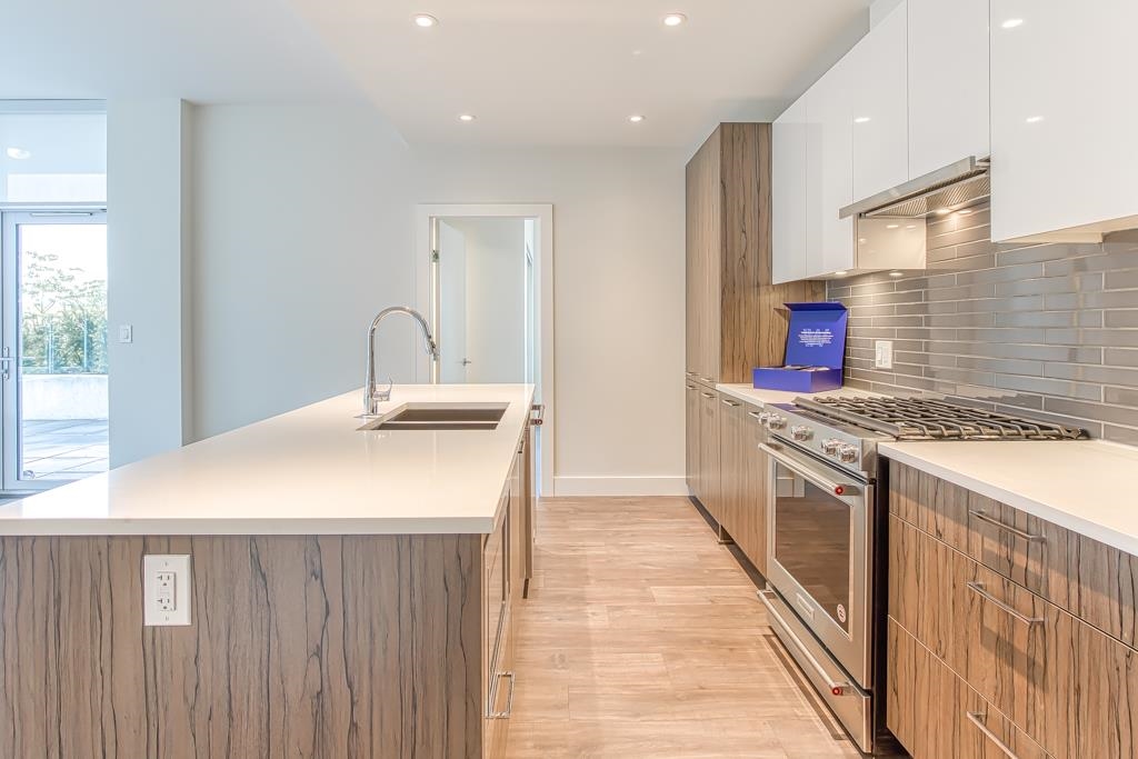 258 Nelson's Court 107