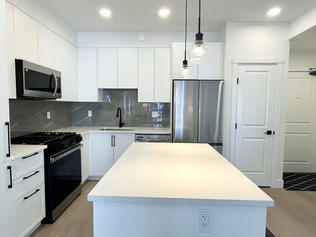 listing image 1102164460085489206