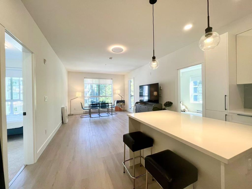 listing image 1104064996145777371