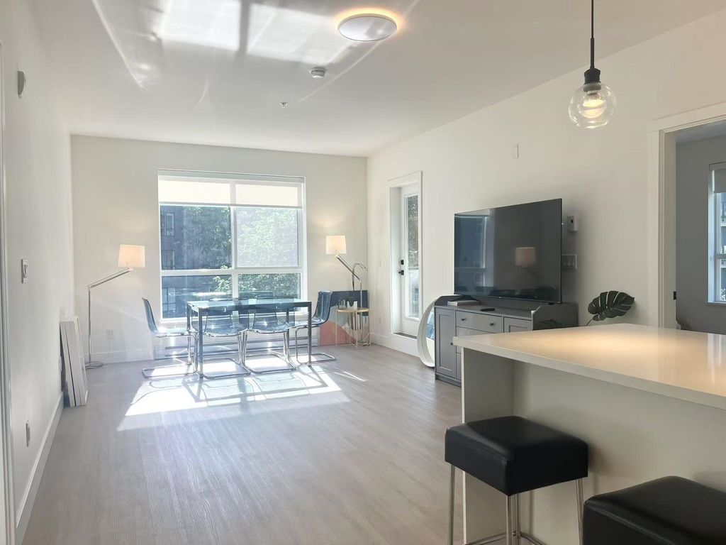 listing image 1105187633829344655