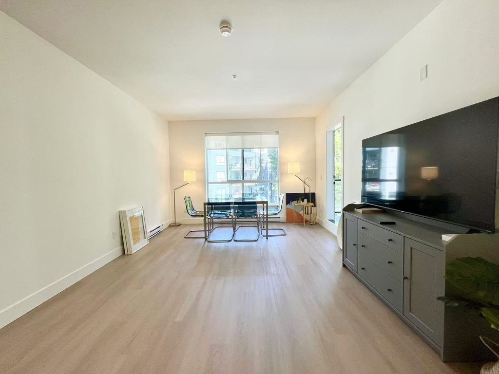 listing image 1102008484577013454