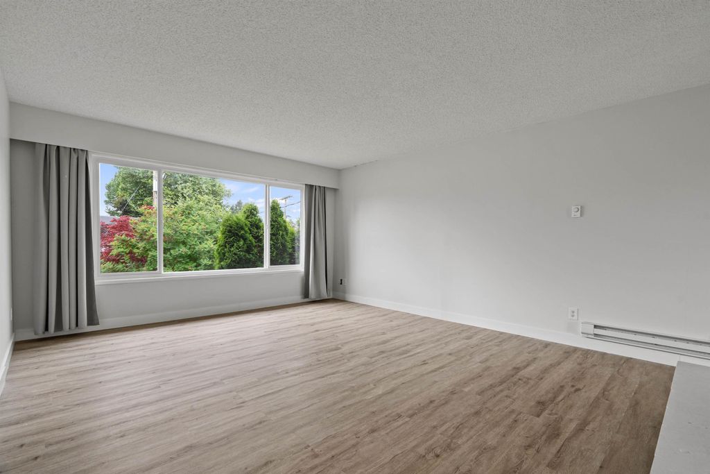 Photo of 9060 Garden Drive, Chilliwack, BC V2P 5M7 (MLS # R3132301)