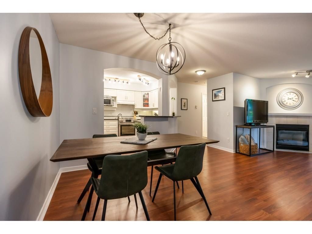 listing image 1105644154273457009
