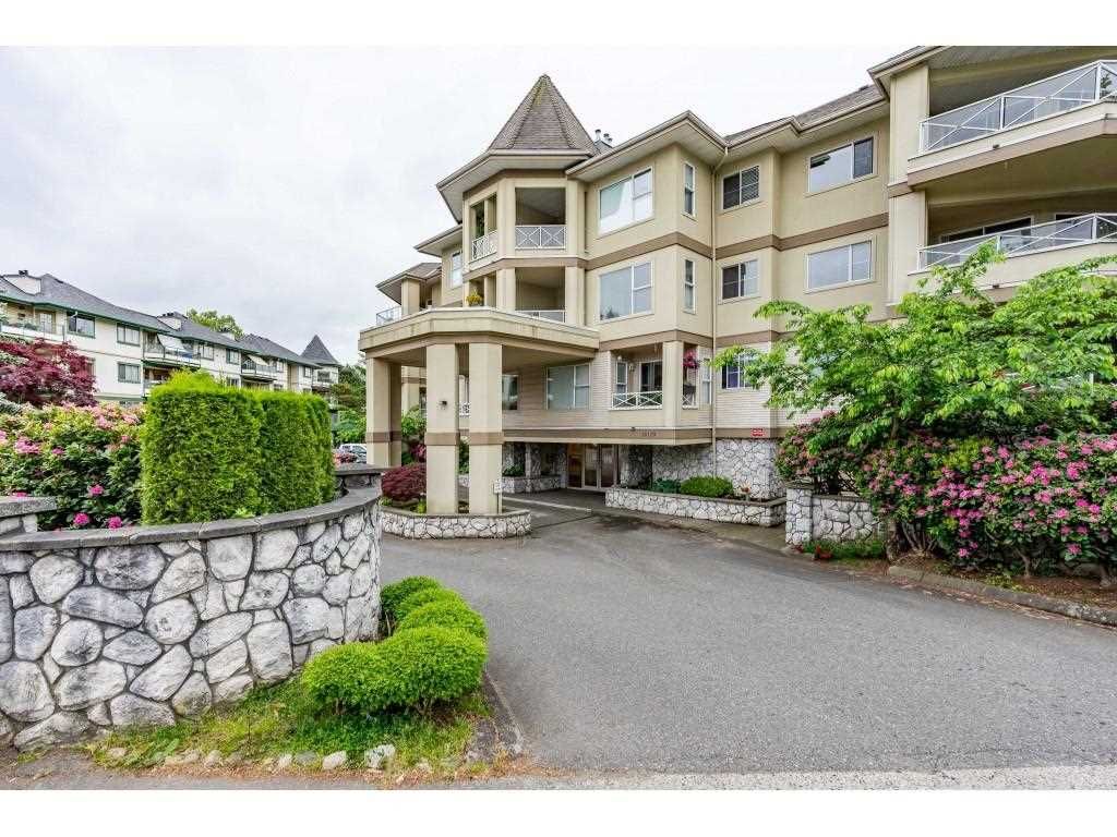 listing image 1103236701589334161