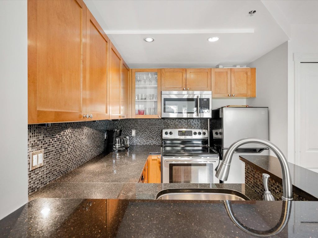listing image 1106208835856615023