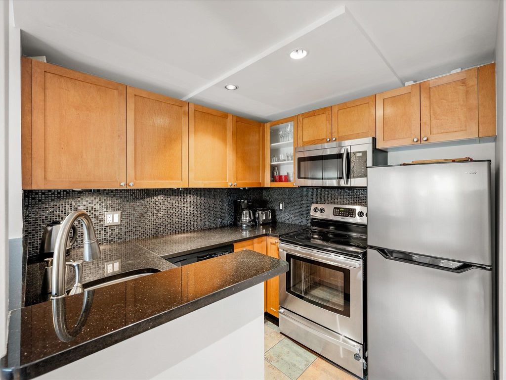 listing image 1109275763954787947
