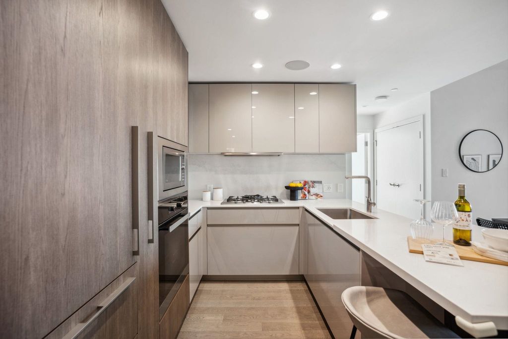 listing image 1100837153713432817