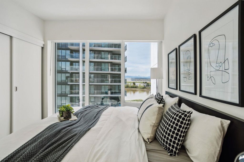 listing image 1107365606066565027