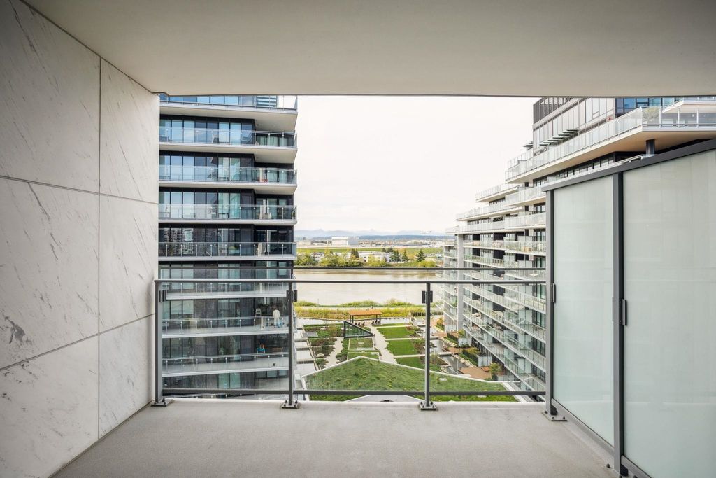 listing image 1103256300301148742
