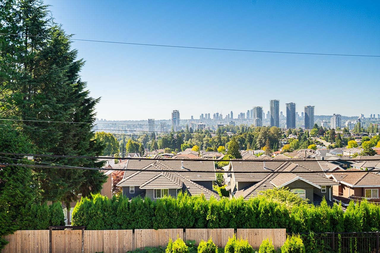 5150 Hastings Street