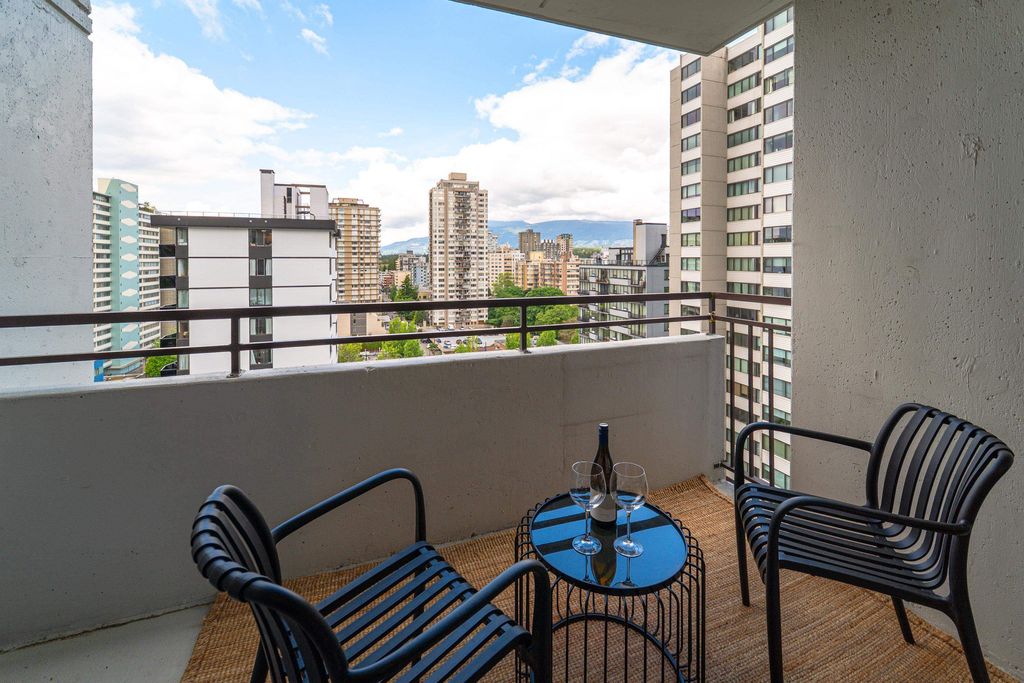 listing image 1103995355544661079
