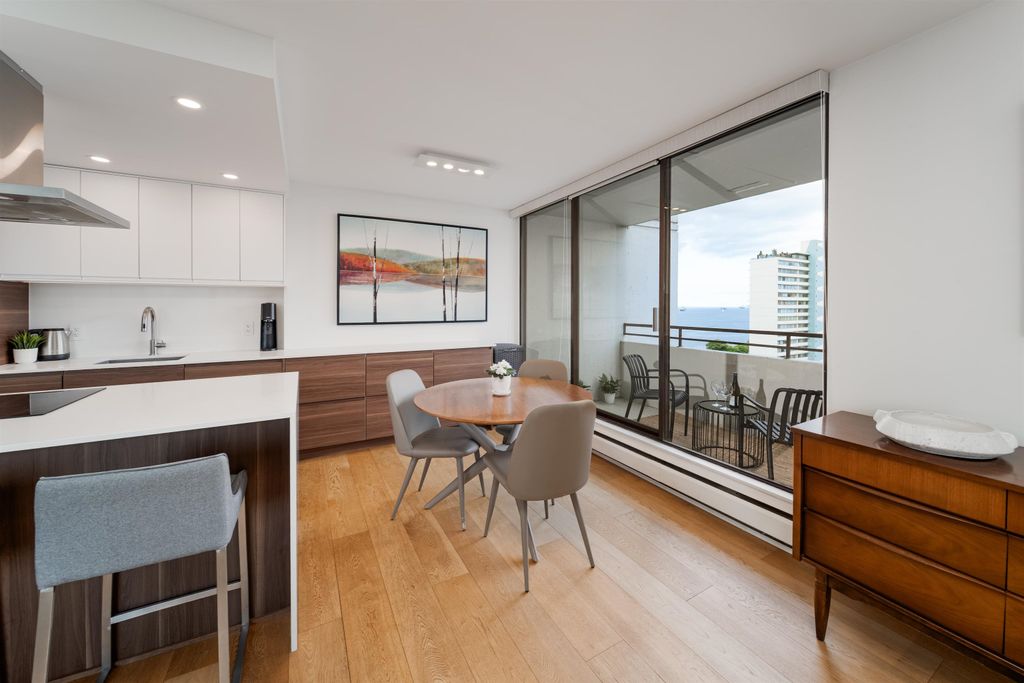 listing image 1106922259043841402