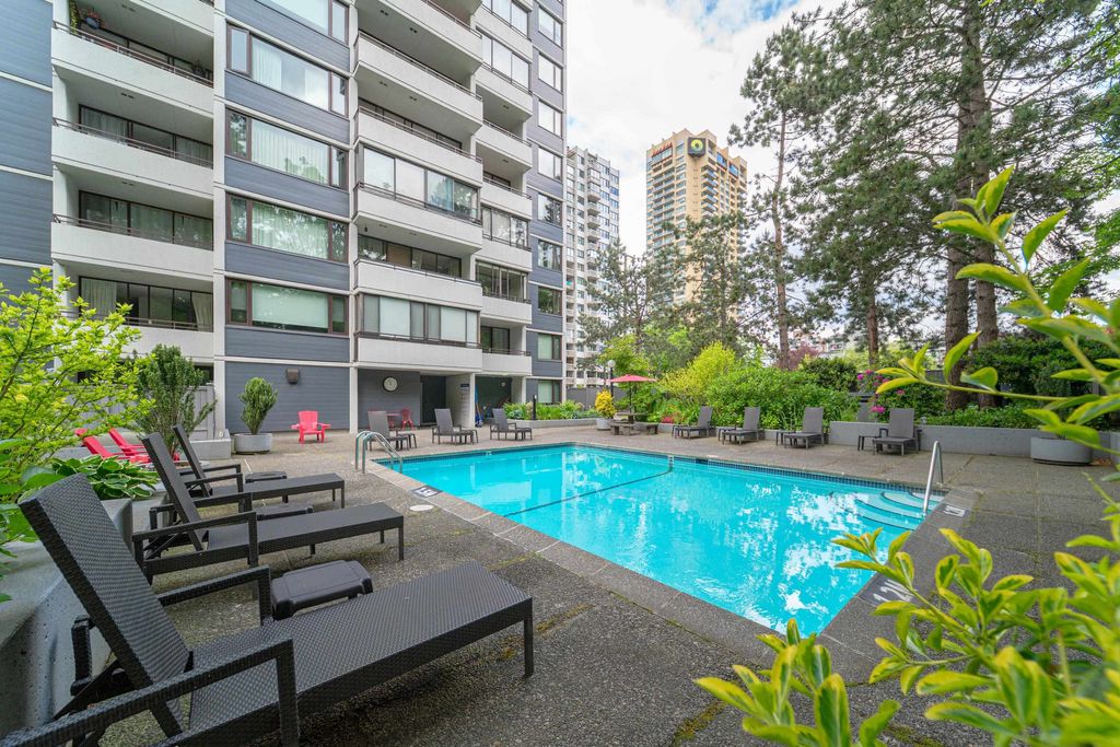 listing image 1108284930050943648