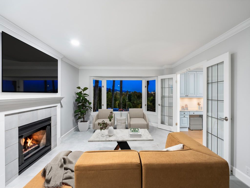 listing image 1106223841241338994