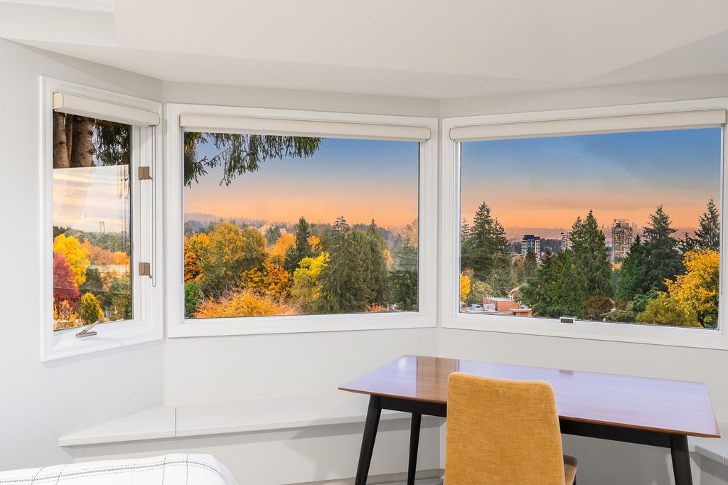 listing image 1109292431781334085