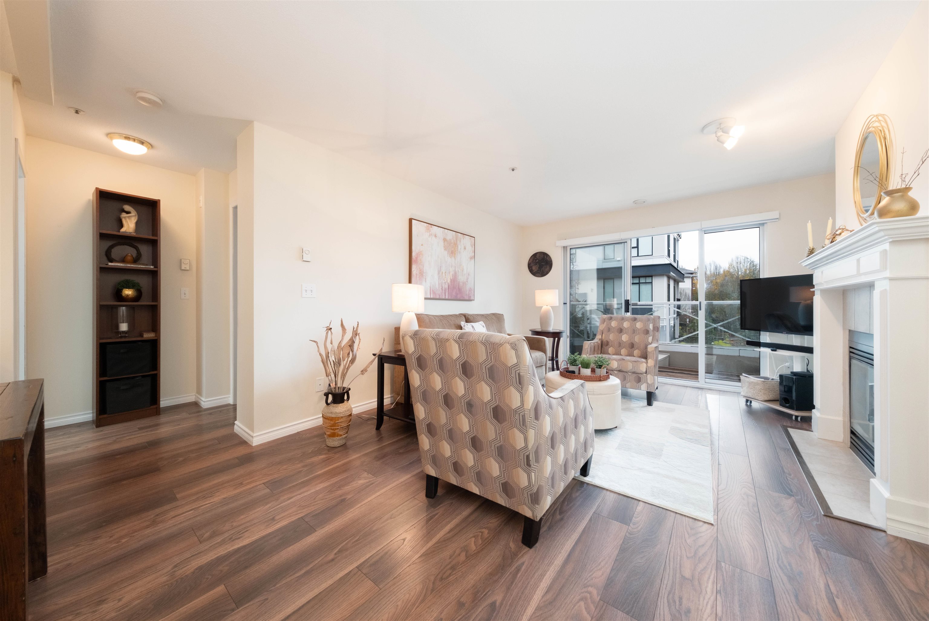 20217 Michaud Crescent 211