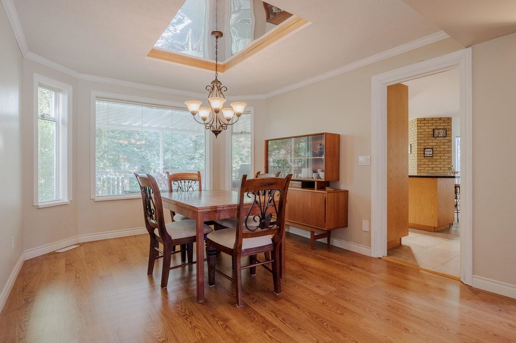 listing image 1107807572708150246