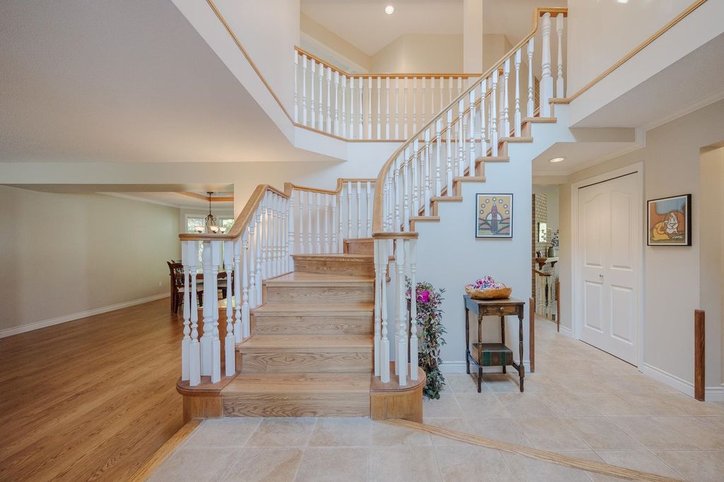 listing image 1109085640666412093