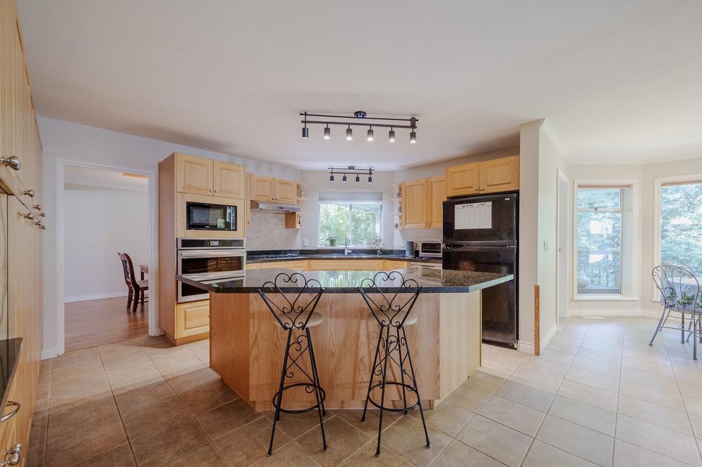 listing image 1105252435325374674