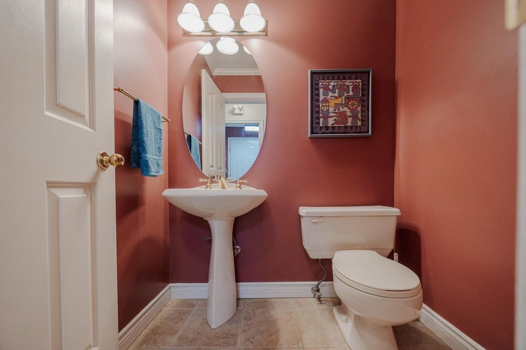 listing image 1107708595798381128