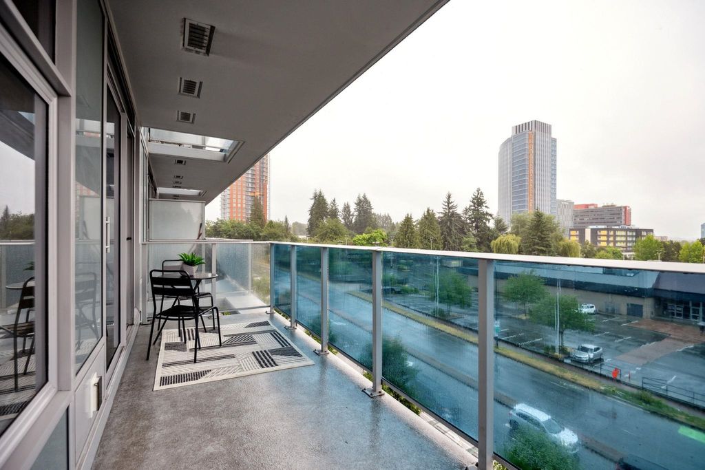 listing image 1101290681497405595