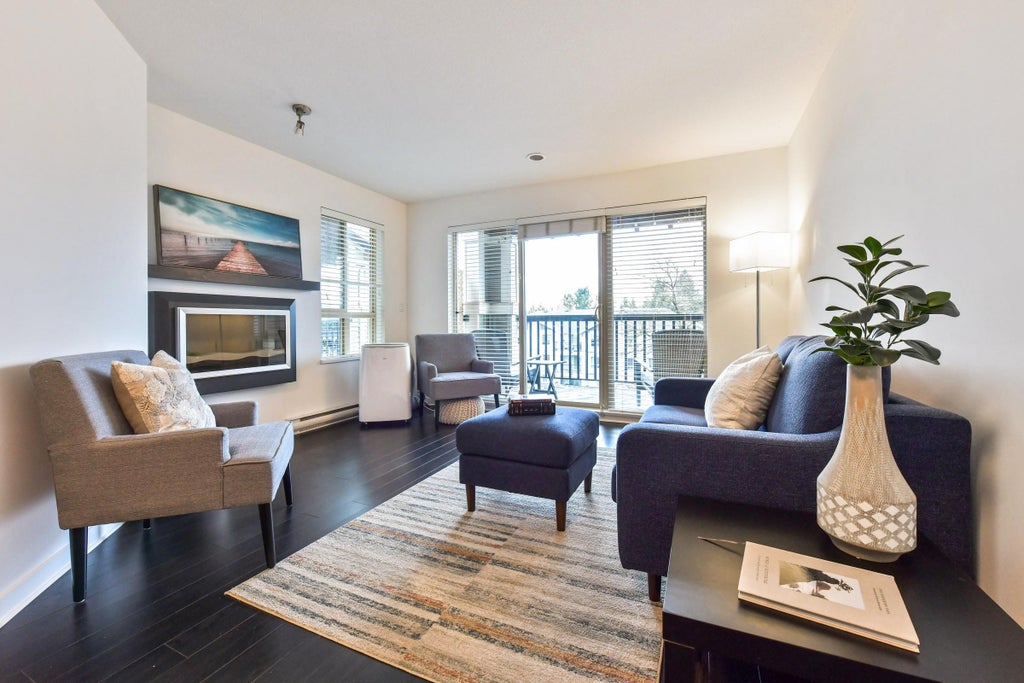 Photo of 21009 56 Avenue #426, Langley, BC V3A 0C9 (MLS # R3163201)