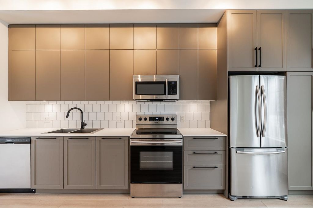 Photo of 2838 Livingstone Avenue #28, Abbotsford, BC V2T 0J1 (MLS # R3110974)