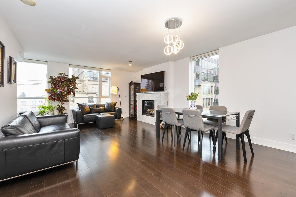 listing image 1100463317080763919